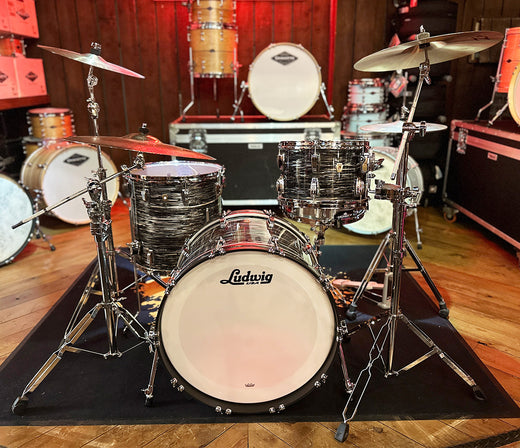 Ludwig Classic Maple Drum Kit in Vintage Black Oyster