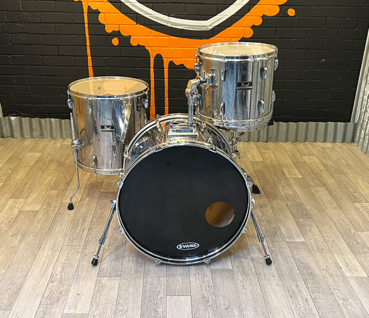 Pre Loved Pearl Export 4-piece Shell Pack inc. Snare Drum in Chrome