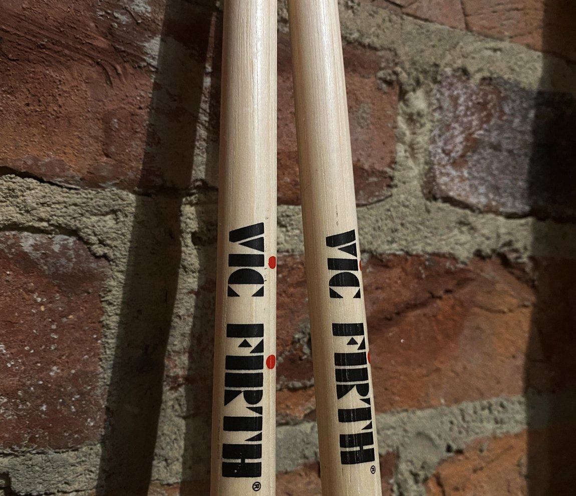 Vic Firth Corpsmaster Bass mallet -- large head – hard